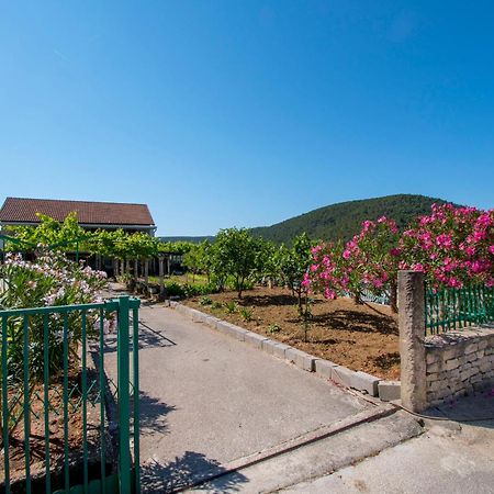 Apartment Luka Rupe Екстер'єр фото
